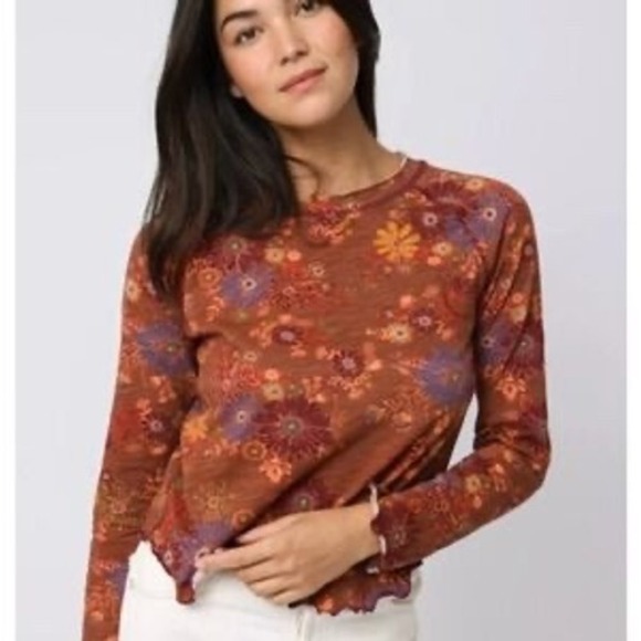 NATURAL LIFE Tops - NEW Natural Life Lily Long Sleeve Cotton Tee Floral Lettuce Hem Womens Small